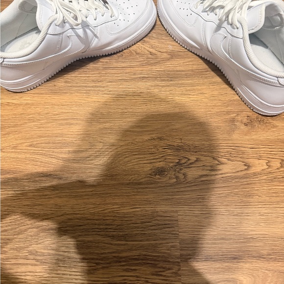 White Air Force 1s - Picture 4 of 7